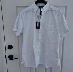 Men's size medium button-down collar non-iron stretch  geo print short sleeve